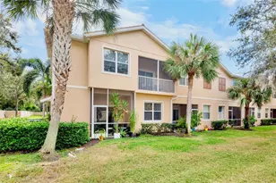 3537 Parkridge Cir, Sarasota, FL 34243 - Photo 3