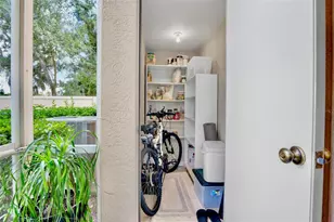 3537 Parkridge Cir, Sarasota, FL 34243 - Photo 23