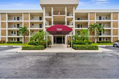 7461 W Country Club Drive N #301, Sarasota, FL 34243 - Photo 1