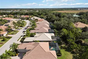 13844 Siena Loop, Lakewood Ranch, FL 34202 - Photo 65