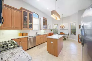 13844 Siena Loop, Lakewood Ranch, FL 34202 - Photo 17