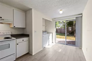 4107 78th St W, Bradenton, FL 34209 - Photo 9