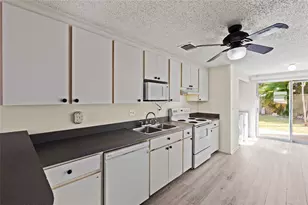 4107 78th St W, Bradenton, FL 34209 - Photo 7