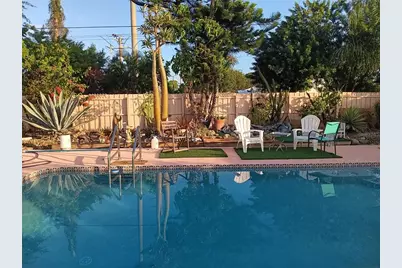 3001 Eden Mills Dr, Sarasota, FL 34237 - Photo 17