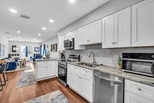 719 35th St W, Bradenton, FL 34205 - Photo 17