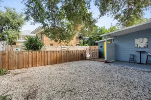 719 35th St W, Bradenton, FL 34205 - Photo 49