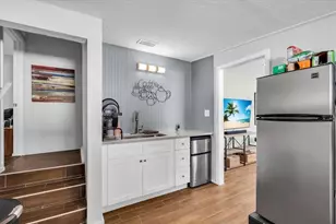 719 35th St W, Bradenton, FL 34205 - Photo 33