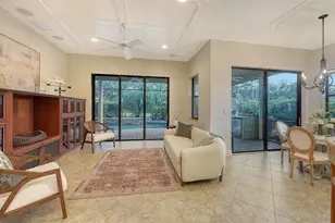 3706 80th Dr E, Sarasota, FL 34243 - Photo 15