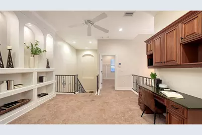 3706 80th Drive E, Sarasota, FL 34243 - Photo 39