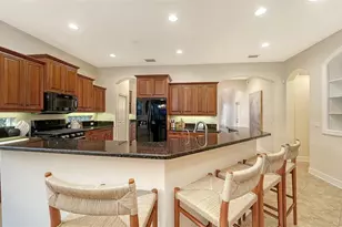 3706 80th Dr E, Sarasota, FL 34243 - Photo 23