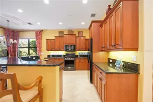 3706 80th Dr E, Sarasota, FL 34243 - Photo 17