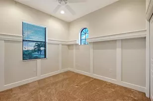 3706 80th Dr E, Sarasota, FL 34243 - Photo 43