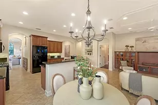3706 80th Dr E, Sarasota, FL 34243 - Photo 21