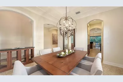 3706 80th Drive E, Sarasota, FL 34243 - Photo 11