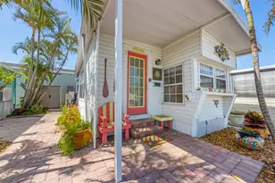 2601 Gulf Dr N, Bradenton Beach, FL 34217 - Photo 3