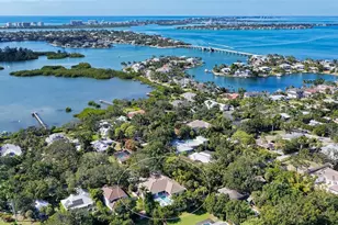 4009 Red Rock Ln, Sarasota, FL 34231 - Photo 7