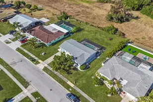 2823 Post Rd, Sarasota, FL 34231 - Photo 39