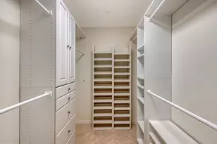 4799 Oak Forest Dr W, Sarasota, FL 34231 - Photo 25