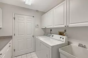 4799 Oak Forest Dr W, Sarasota, FL 34231 - Photo 27