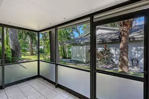 4799 Oak Forest Dr W, Sarasota, FL 34231 - Photo 9