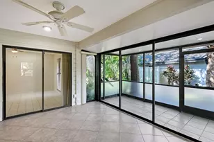 4799 Oak Forest Dr W, Sarasota, FL 34231 - Photo 9