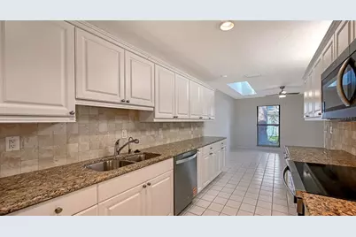 4799 Oak Forest Drive W #43, Sarasota, FL 34231 - Photo 15