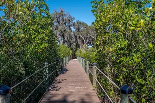 525 Mast Dr, Bradenton, FL 34208 - Photo 33