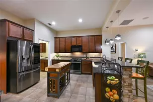 525 Mast Dr, Bradenton, FL 34208 - Photo 11