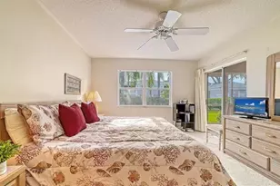 5655 Sheffield Greene Cir, Sarasota, FL 34235 - Photo 15