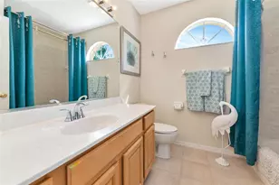 10937 Bluestem Cir, Lakewood Ranch, FL 34202 - Photo 23