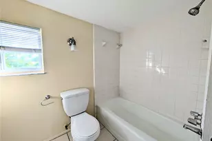 1118 15th St W, Bradenton, FL 34205 - Photo 13