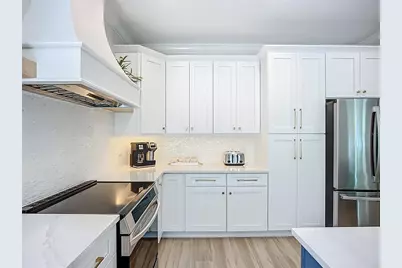 215 64th Street, Holmes Beach, FL 34217 - Photo 11