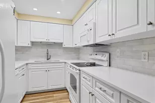 5855 Midnight Pass Rd, Sarasota, FL 34242 - Photo 11