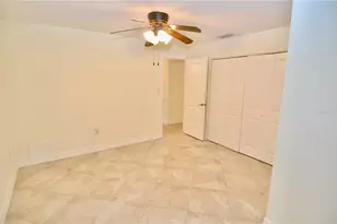 3360 S Osprey Ave, Sarasota, FL 34239 - Photo 9