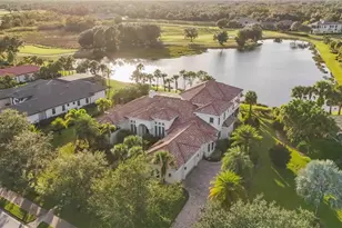 3171 Founders Club Dr, Sarasota, FL 34240 - Photo 53