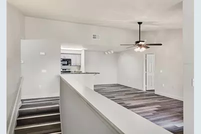 8911 Manor Loop #205, Lakewood Ranch, FL 34202 - Photo 9