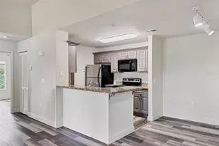 8911 Manor Loop, Lakewood Ranch, FL 34202 - Photo 11