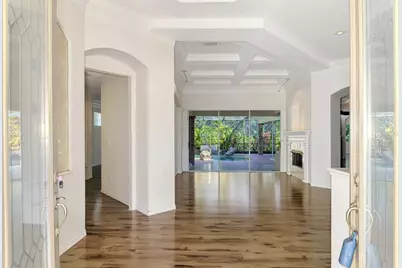 4889 Carrington Circle, Sarasota, FL 34243 - Photo 5