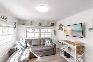 2601 Gulf Dr N, Bradenton Beach, FL 34217 - Photo 7