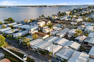 2601 Gulf Dr N, Bradenton Beach, FL 34217 - Photo 35