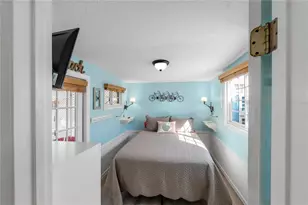 2601 Gulf Dr N, Bradenton Beach, FL 34217 - Photo 17