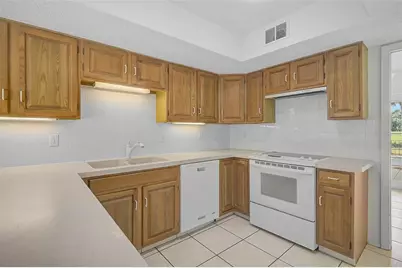 4414 La Jolla Drive #0, Bradenton, FL 34210 - Photo 9