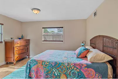 2313 Loma Linda Street, Sarasota, FL 34239 - Photo 15