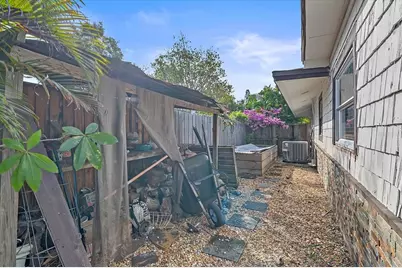 2313 Loma Linda Street, Sarasota, FL 34239 - Photo 25