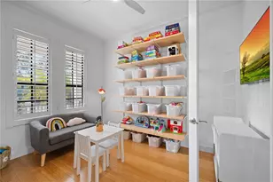 1723 Oak St, Sarasota, FL 34236 - Photo 9