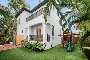 1723 Oak St, Sarasota, FL 34236 - Photo 17