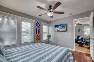 304 15th St W, Bradenton, FL 34205 - Photo 33