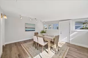 4737 Del Rio Way S, Gulfport, FL 33711 - Photo 15