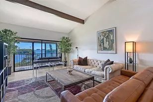 1518 Pelican Point Dr, Sarasota, FL 34231 - Photo 3