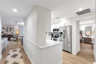 1000 Longboat Club Rd, Longboat Key, FL 34228 - Photo 11